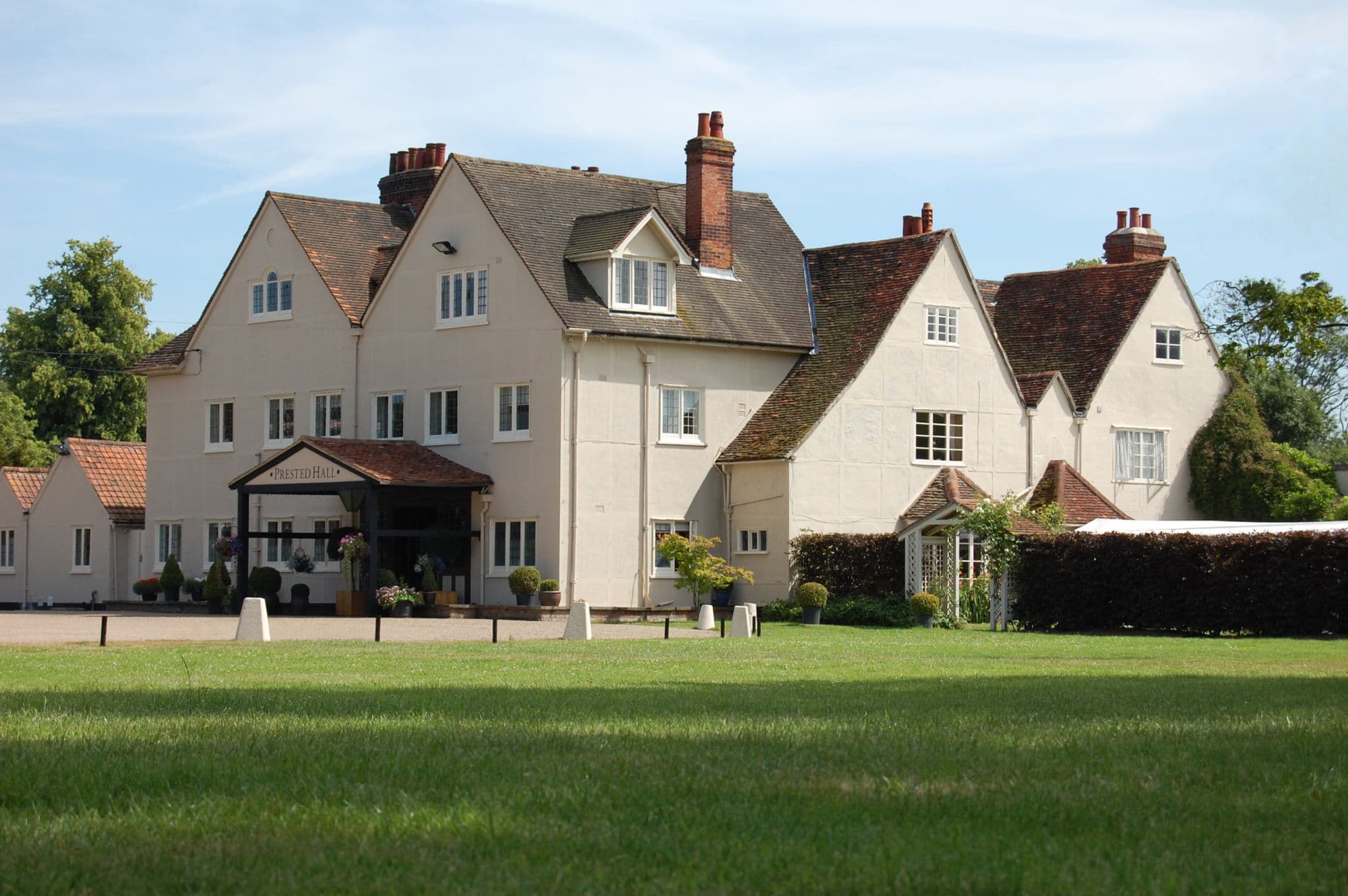 The Perfect Asian Wedding Venue in Essex: Prested Hall 1 Prested Hall