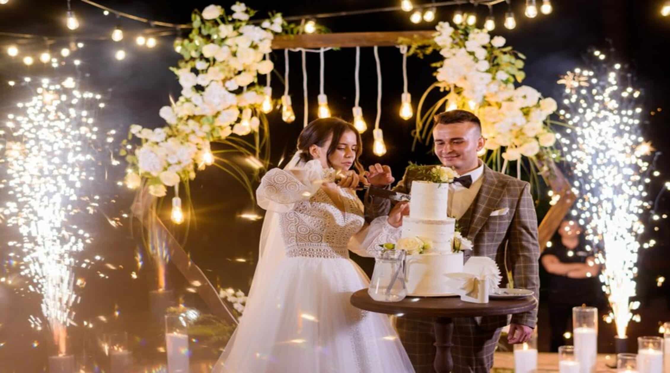 Happy Anniversary! Tips And Advice For Planning A Wedding Anniversary Party